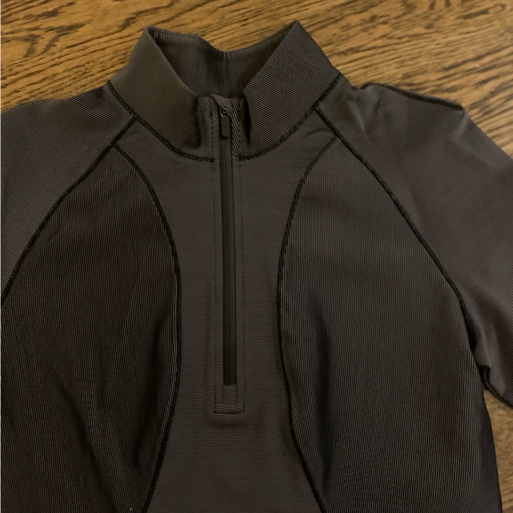 Two-Tone Ribbed Running Half Zip - Picture 3 of 5